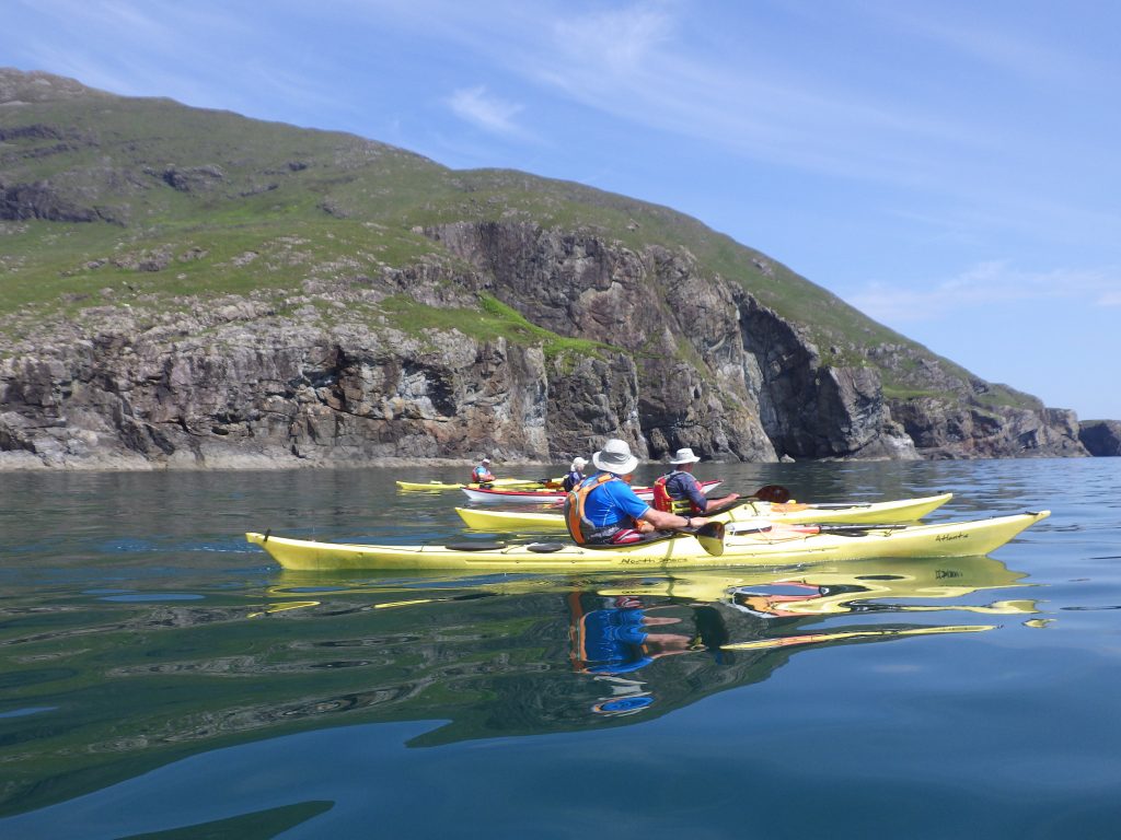 sea kayaking The Isle of Eigg with discoverykayaking.co.uk